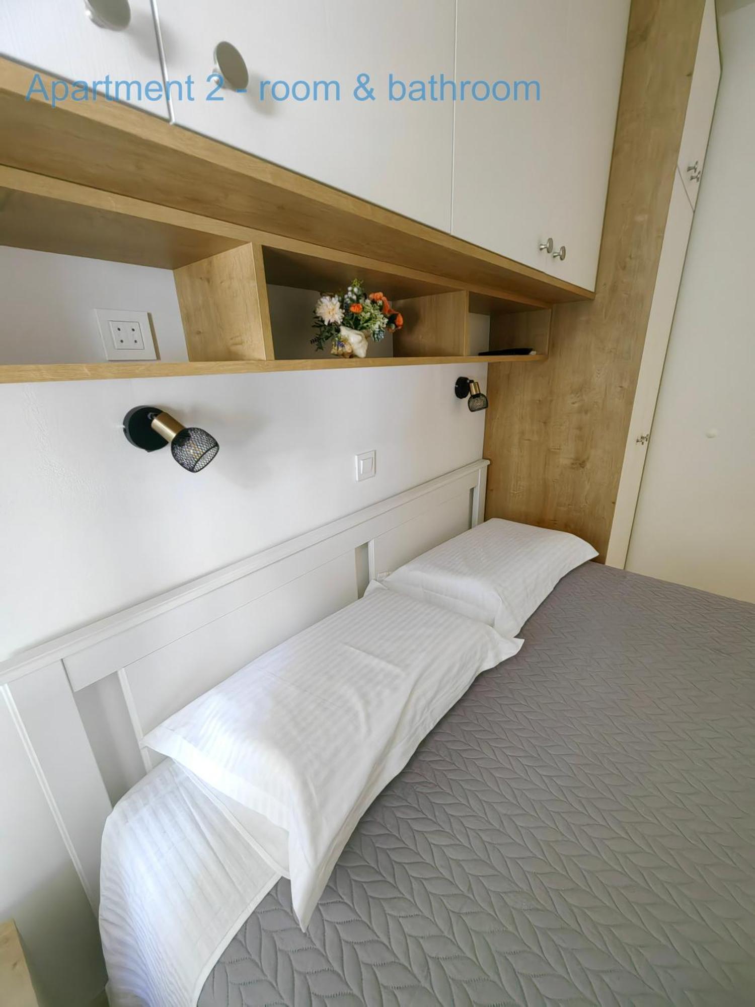 Relax And Enjoy Apartments สปลิท ภายนอก รูปภาพ